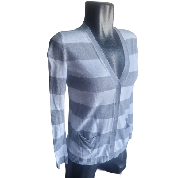 Tommy Hilfiger White and Gray Striped Cardigan XS - Picture 3 of 7